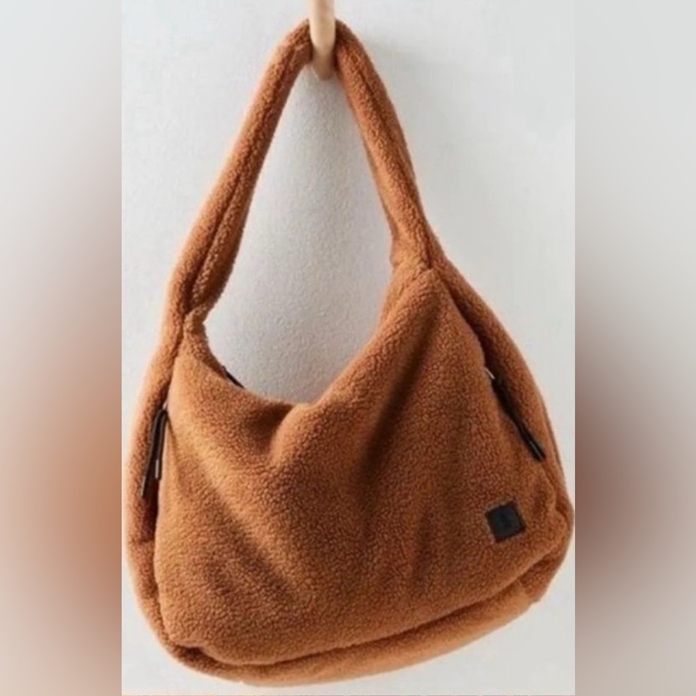 FREE PEOPLE Cozy Carryall Brown NWT 17x12 Sherpa Tote $98 ret FP Movement New - Picture 6 of 6